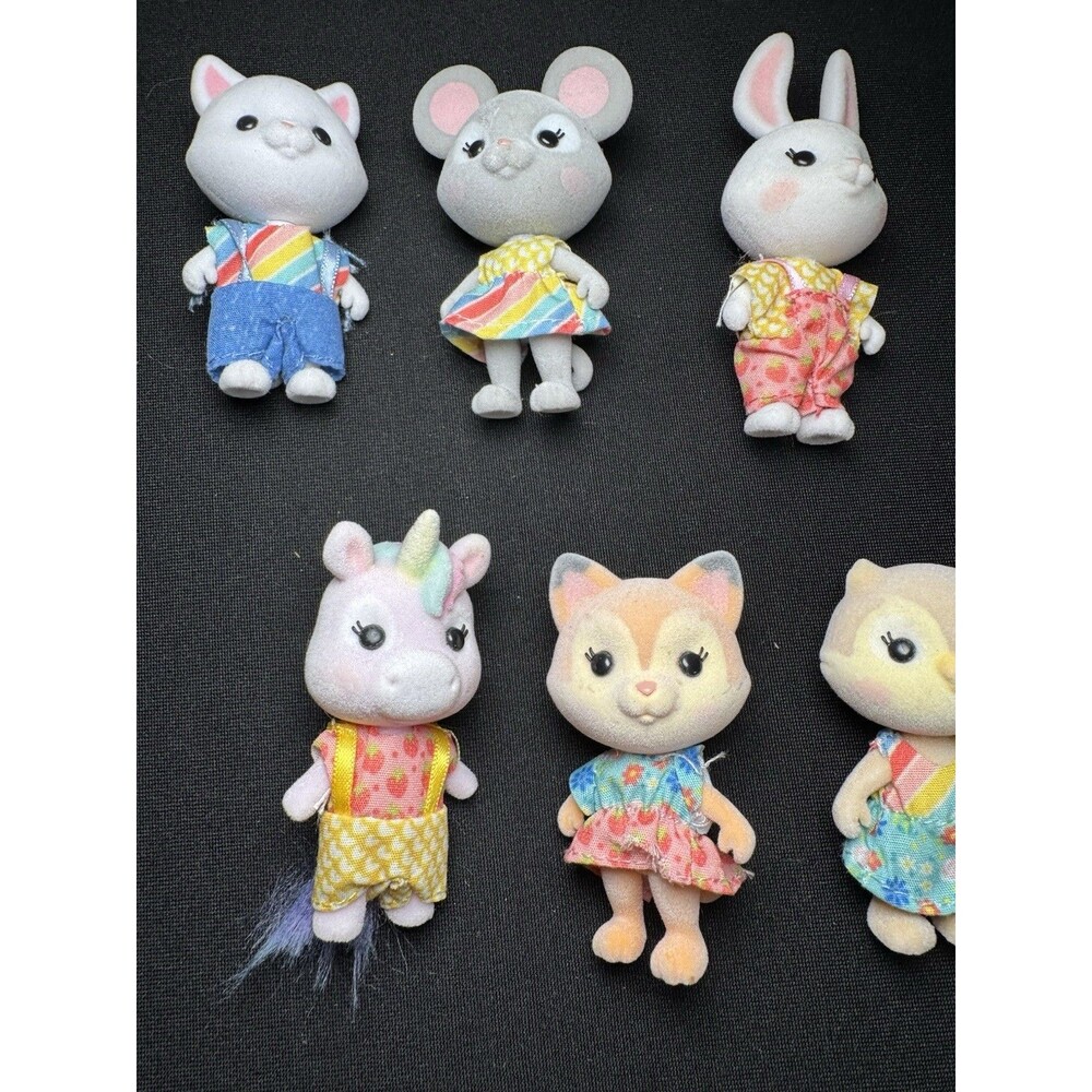 Lot Of 9 Honey Bee Acres Assorted Pals Critters Toys Figures Clean Clothed Play - Picture 4 of 5